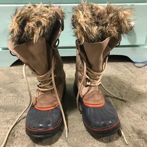 Sorel snow boots